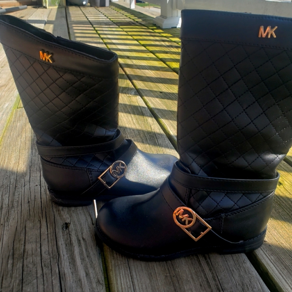 Michael Kors Children's Size 9 Boots